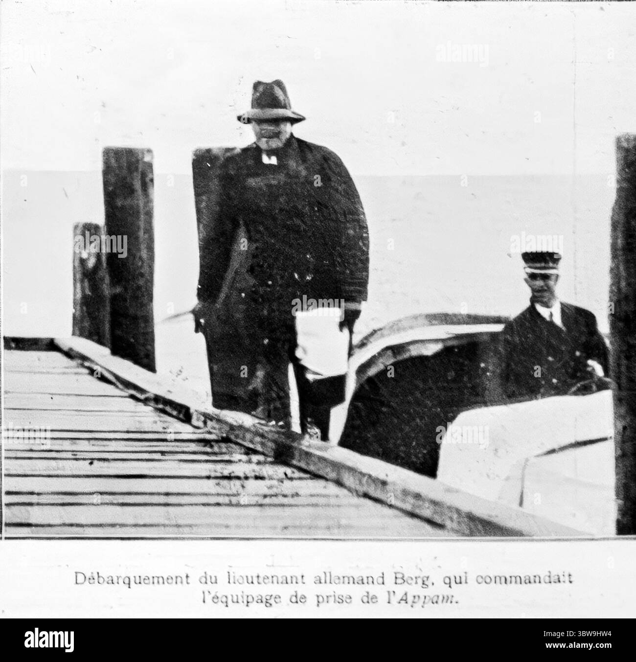 Das britische Linienschiff Appam kam in Newport News, Virginia an, nachdem es während des Ersten Weltkriegs von einem deutschen Handelsräuber im Atlantik gefangen genommen worden war. Veröffentlicht in L'Illustration, 19. Februar 1916. Stockfoto