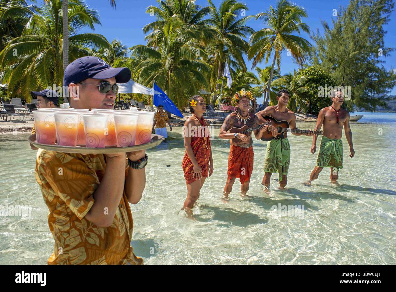 25. März 2015: Französisch-Polynesien: Insel Taha'a, Französisch-Polynesien. Polynesische Musik und Tänze im Motu Mahana, Taha'a, Society Islands, Französisch-Polynesien, Südpazifik. (Kreditbild: © Sergi Reboredo/ZUMA Wire) Stockfoto