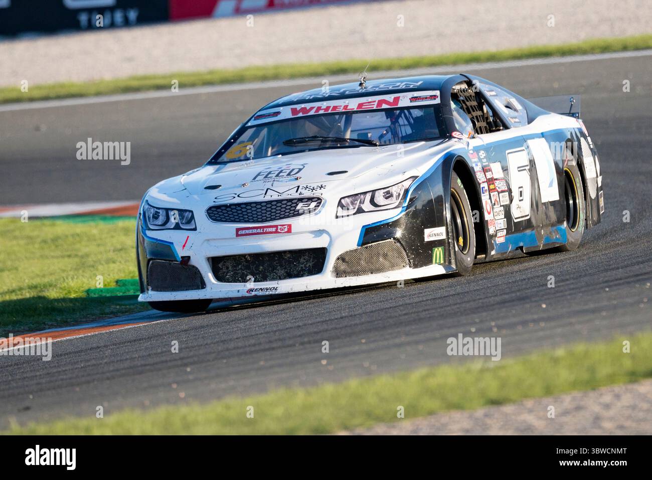 6. Dezember 2020, Valencia, Spanien: LEMARIE PATRICK von Feed Vict Racing während des NASCAR Whelen Valencia Rennens. Die NASCAR Whelen Euro Series wurde 2008 gegründet und gründete im Januar 2012 dank einer langfristigen Partnerschaft mit der NASCAR (National Association for Stock Car Auto Racing) die offizielle NASCAR European Series. Die europäische NASCAR feiert ihren einzigen Termin in Spanien auf dem Circuit Ricardo Tormo in Cheste, Valencia. Dezember 2020. (Bild: © Xisco Navarro/ZUMA Wire) Stockfoto