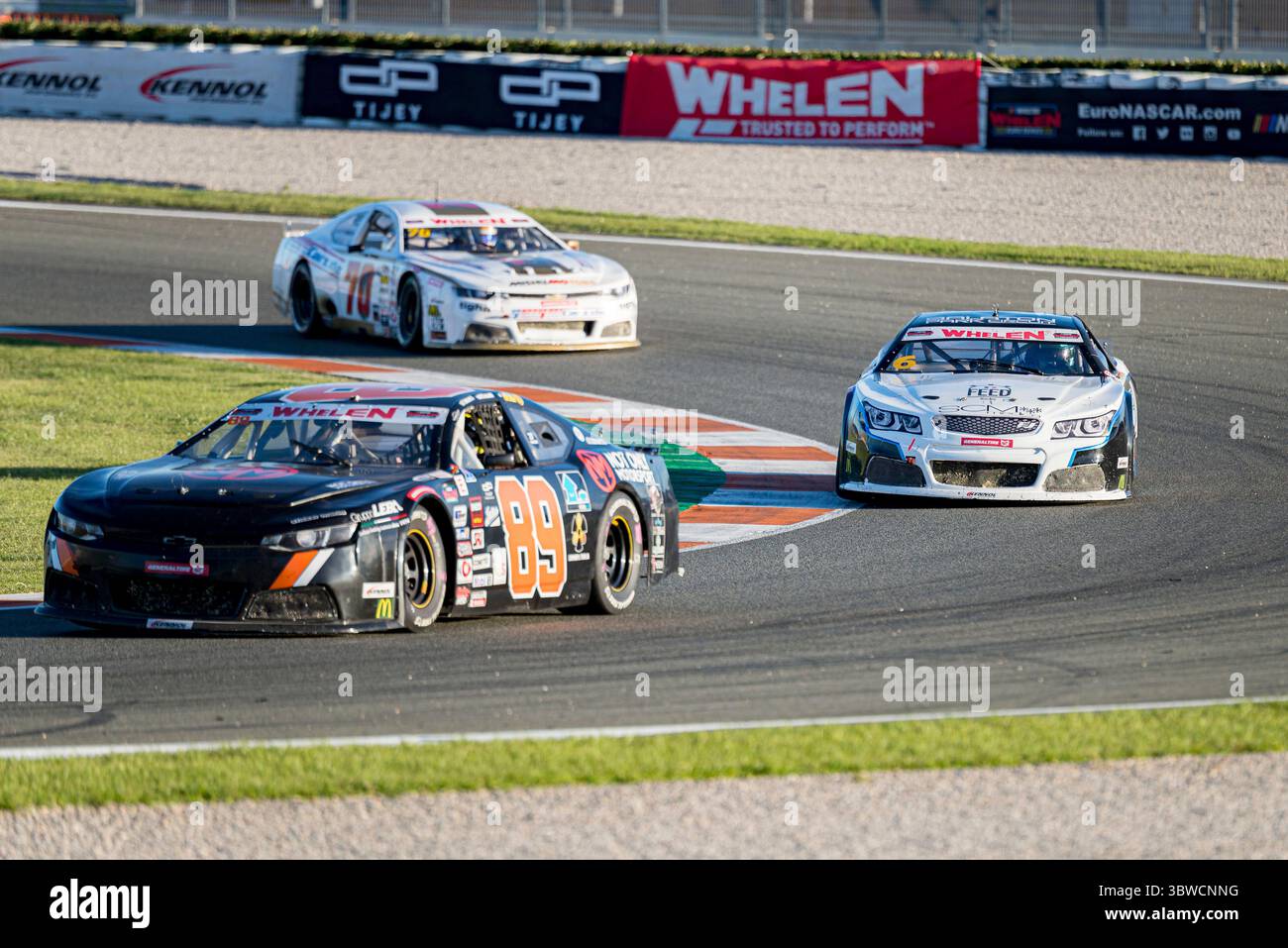 6. Dezember 2020, Valencia, Spanien: Die NASCAR Whelen Euro Series wurde 2008 gegründet und gründete im Januar 2012 dank einer langfristigen Partnerschaft mit der NASCAR (National Association for Stock Car Auto Racing) die offizielle NASCAR European Series. Die europäische NASCAR feiert ihren einzigen Termin in Spanien auf dem Circuit Ricardo Tormo in Cheste, Valencia. Dezember 2020. (Bild: © Xisco Navarro/ZUMA Wire) Stockfoto