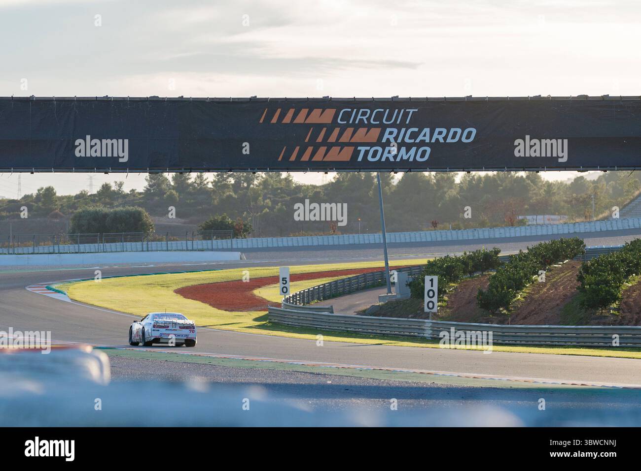 6. Dezember 2020, Valencia, Spanien: Die NASCAR Whelen Euro Series wurde 2008 gegründet und gründete im Januar 2012 dank einer langfristigen Partnerschaft mit der NASCAR (National Association for Stock Car Auto Racing) die offizielle NASCAR European Series. Die europäische NASCAR feiert ihren einzigen Termin in Spanien auf dem Circuit Ricardo Tormo in Cheste, Valencia. Dezember 2020. (Bild: © Xisco Navarro/ZUMA Wire) Stockfoto