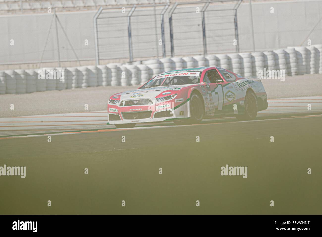 6. Dezember 2020, Valencia, Spanien: FERRANDO THOMAS von Race Art Tech während des NASCAR Whelen Valencia Rennens. Die NASCAR Whelen Euro Series wurde 2008 gegründet und gründete im Januar 2012 dank einer langfristigen Partnerschaft mit der NASCAR (National Association for Stock Car Auto Racing) die offizielle NASCAR European Series. Die europäische NASCAR feiert ihren einzigen Termin in Spanien auf dem Circuit Ricardo Tormo in Cheste, Valencia. Dezember 2020. (Bild: © Xisco Navarro/ZUMA Wire) Stockfoto
