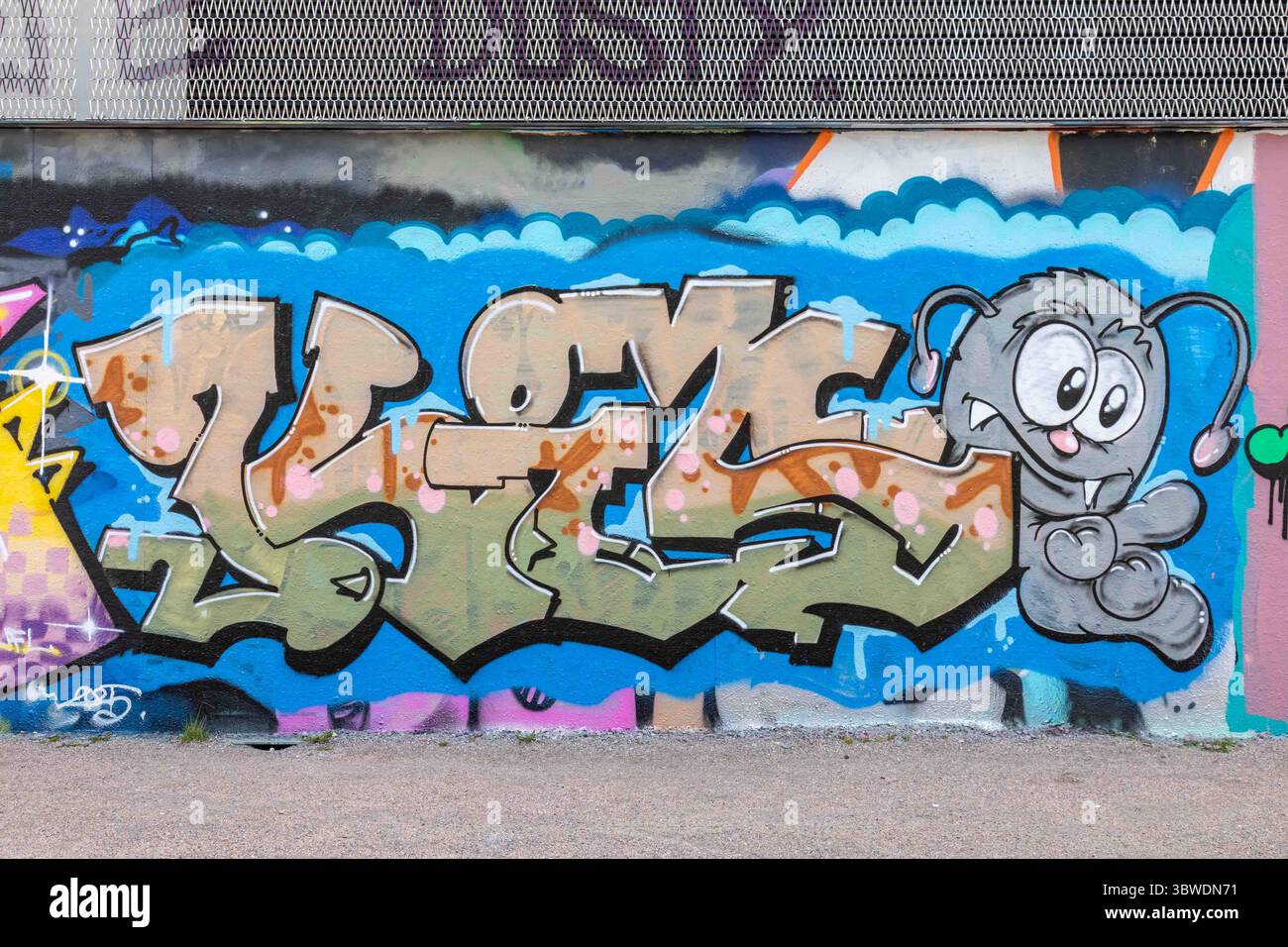 Suvilahti Graffiti Mauer im Stadtteil Sörnäinen in Helsinki, Finnland Stockfoto