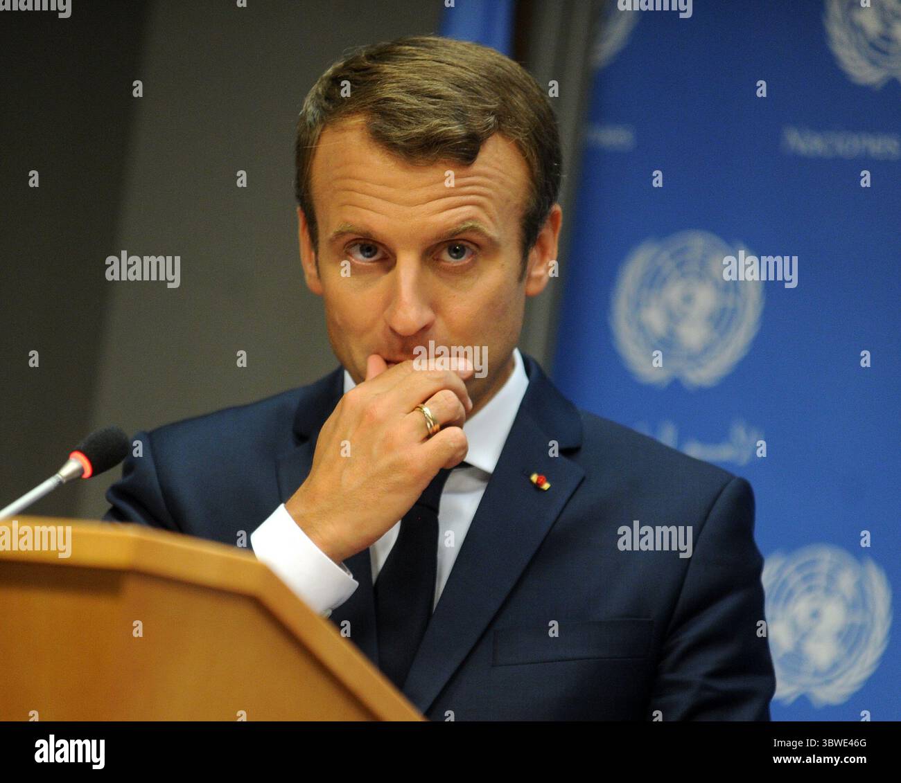 September 2017, Manhattan, New York, USA: NEW YORK, 19. SEPTEMBER: der französische Präsident Emmanuel Macron spricht auf der 72. Generalversammlung der Vereinten Nationen am 19. September 2017 in New York. Dies ist Trumps erster Auftritt in der Generalversammlung, wo er sich mit Bedrohungen aus dem Iran und Nordkorea unter anderem mit globalen Bedenken befasste...Menschen: Französischer Präsident Emmanuel Macron (Credit Image: © SMG via ZUMA Wire) Stockfoto