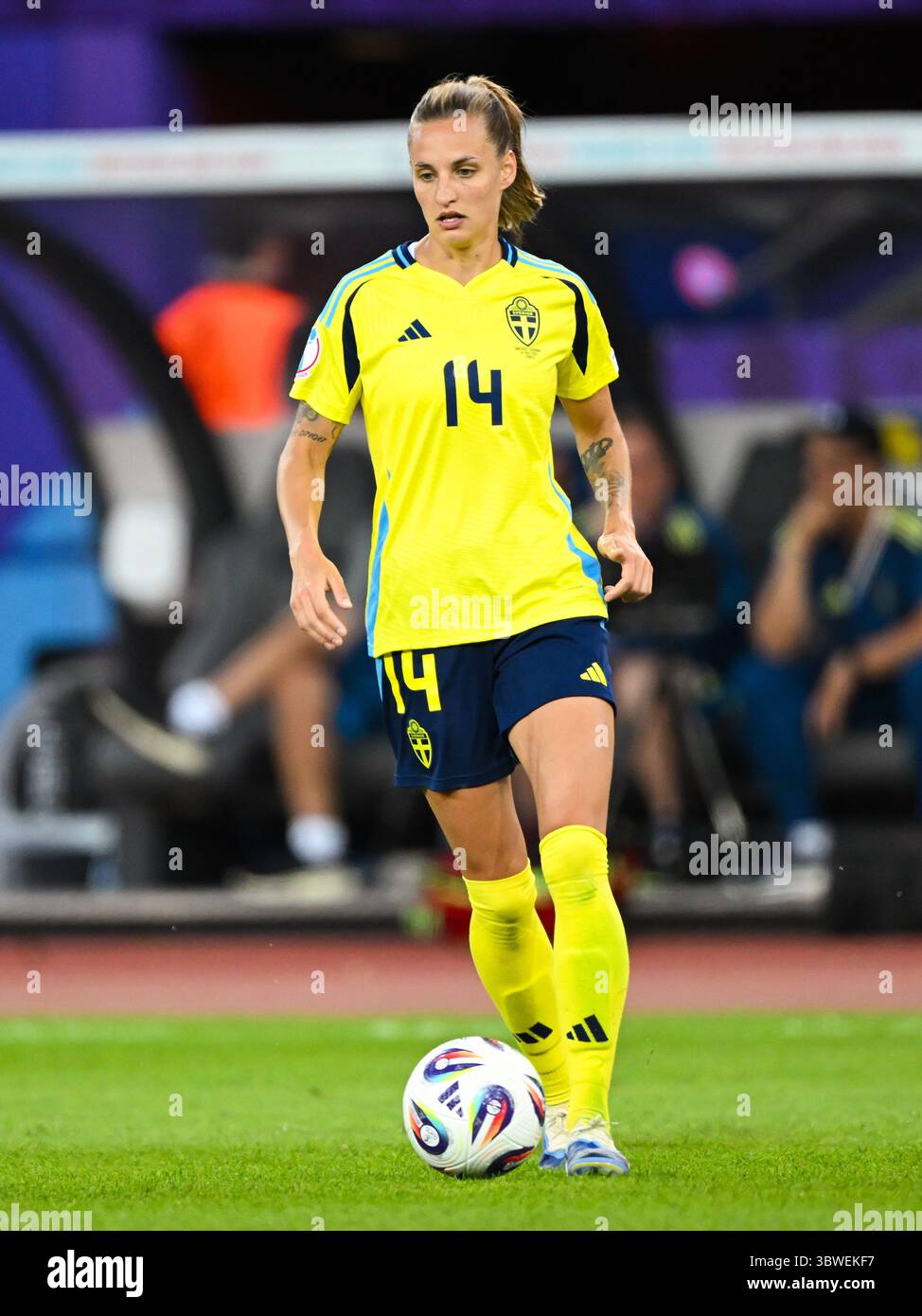 ZÜRICH - Nathalie Bjorn von Schweden während des EM-Gruppenspiels zwischen Schweden und Deutschland im Stadion Letzigrund in Zürich. ANP | Hollandse Hoogte | GERRIT VAN KEULEN Stockfoto