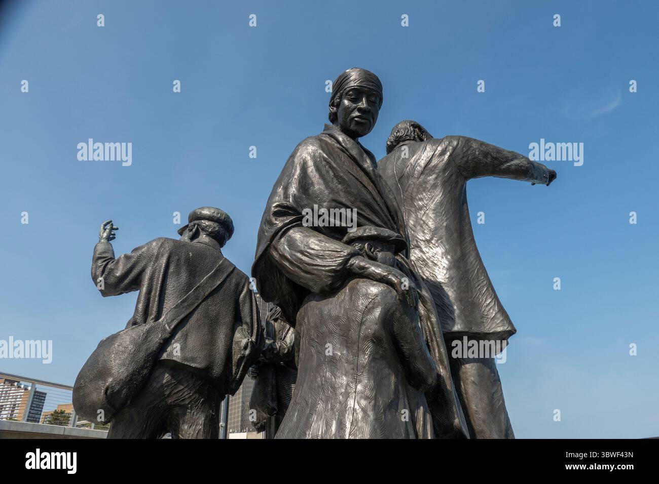 Tor zur Freiheit, internationales Denkmal für die Underground Railroad am Detroit Riverwalk in Detroit Michigan Stockfoto