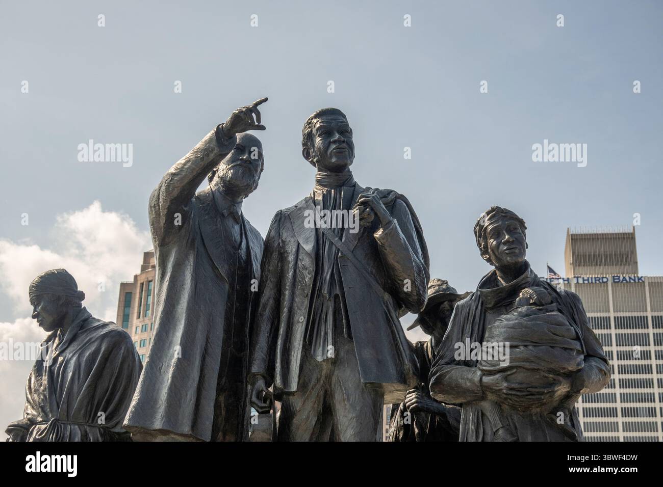 Tor zur Freiheit, internationales Denkmal für die Underground Railroad am Detroit Riverwalk in Detroit Michigan Stockfoto