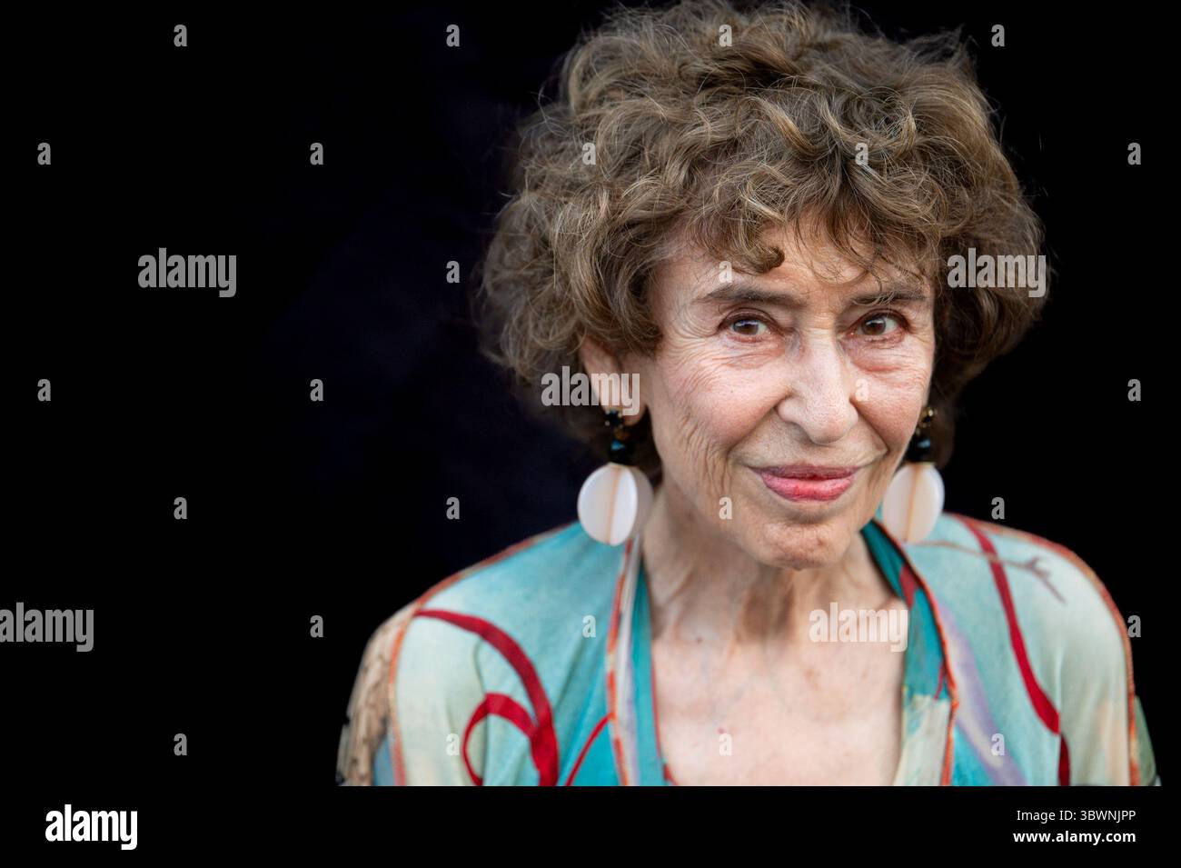 Der iranische Schriftsteller und Lehrer Azar Nafisi nimmt am 16. Juli 2025 am Internationalen Letterature Festival im Stadio Palatino in Rom Teil. Stockfoto