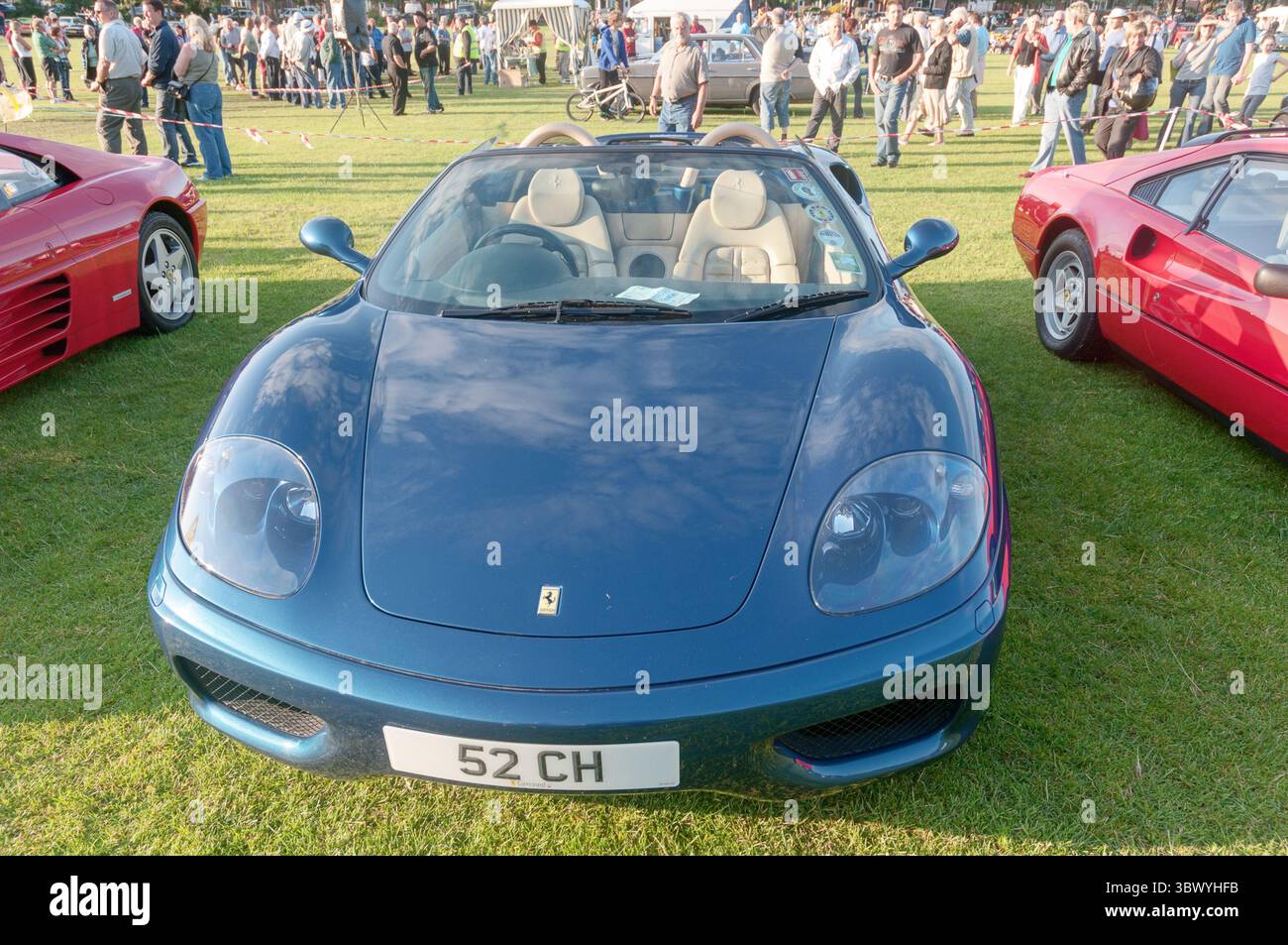 Ein Ferrari 360 Spider auf einer Oldtimer-Show in Yorkshire England Stockfoto