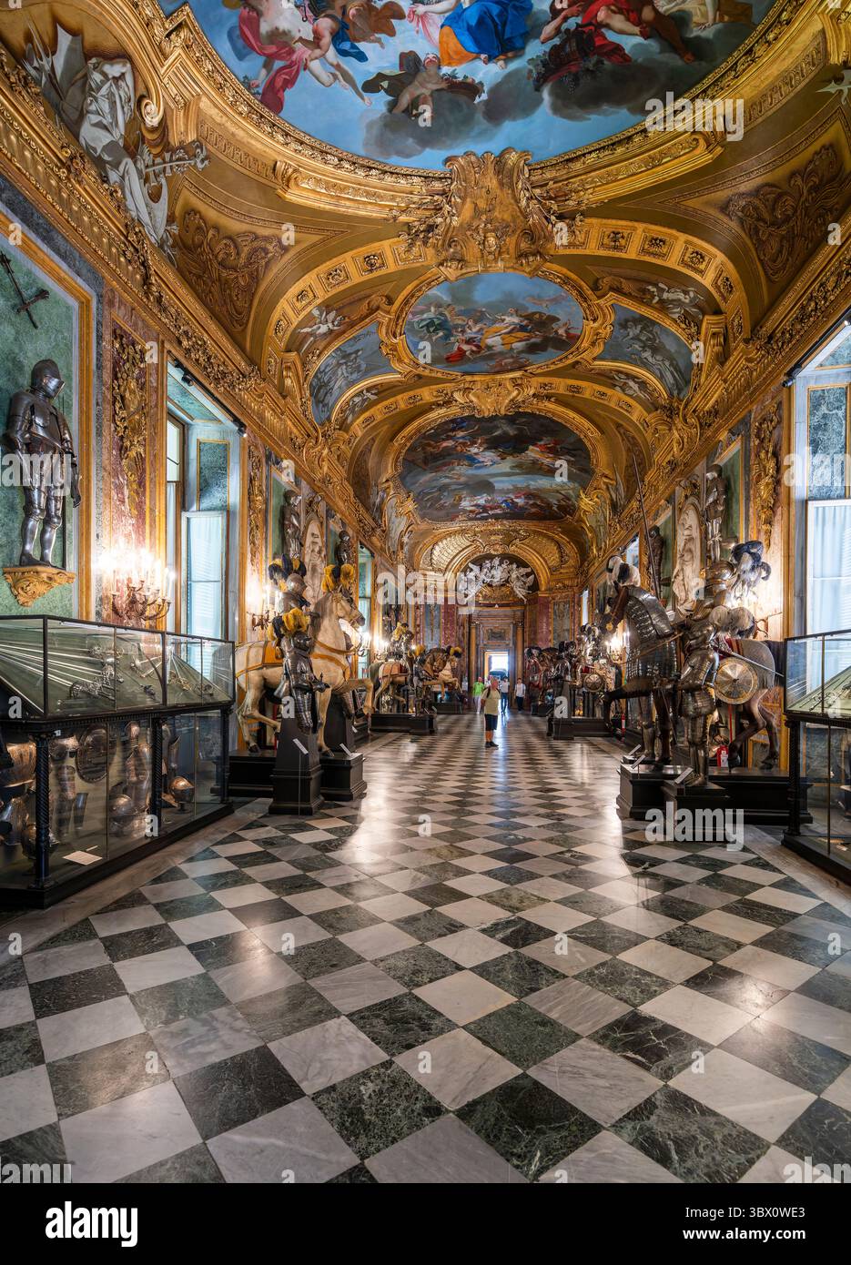 Turin, Italien - 9. September 2023: Ballsaal des Palazzo reale (Königspalast) in Turin. Stockfoto