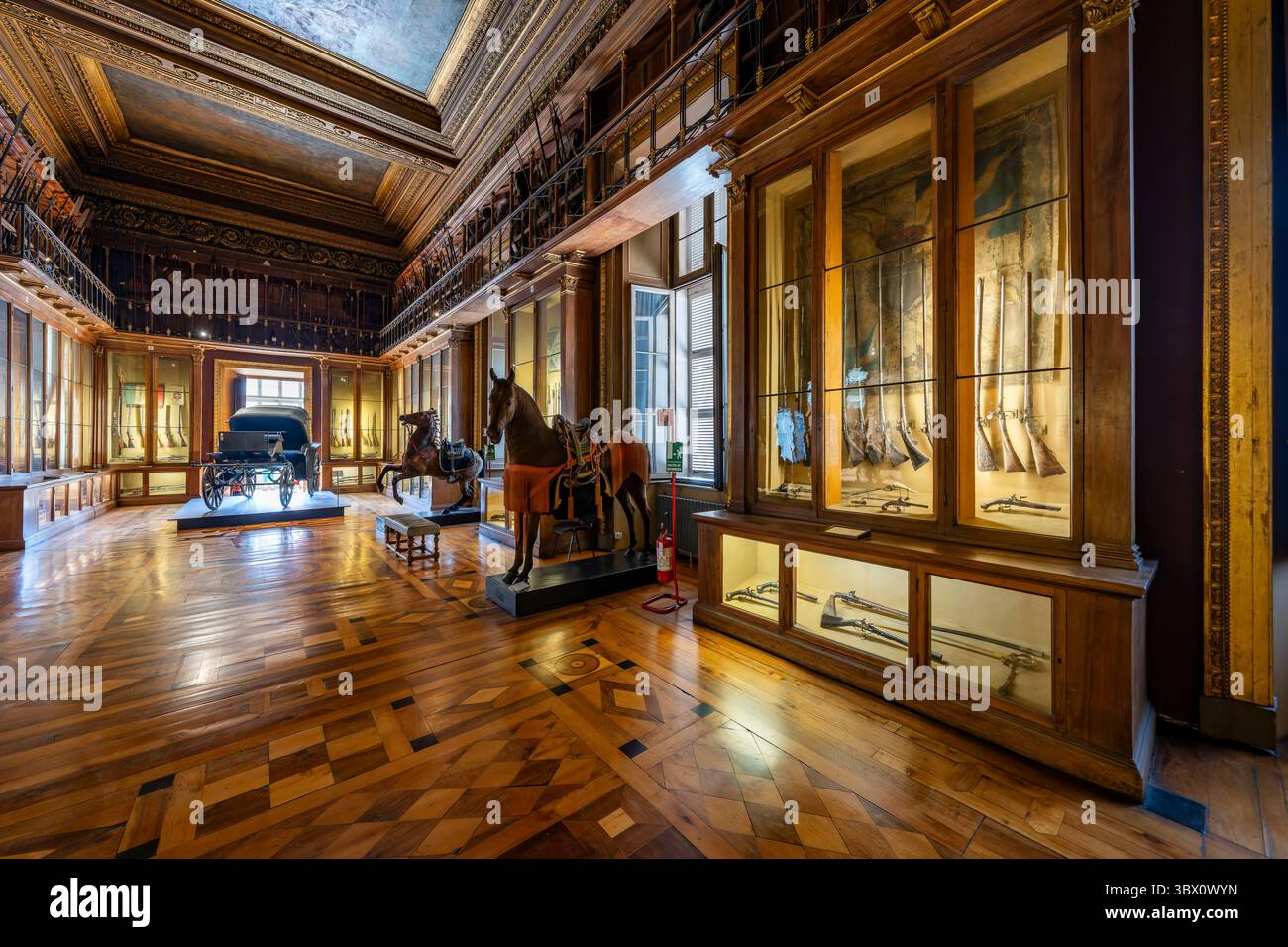 Turin, Italien - 9. September 2023: Ballsaal des Palazzo reale (Königspalast) in Turin. Stockfoto