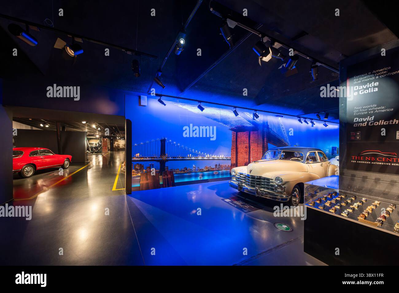 Turin, Italien - 9. September 2023: Sportwagen im Museo Nazionale dell'Automobile (Nationales Automobilmuseum) in Turin. Stockfoto