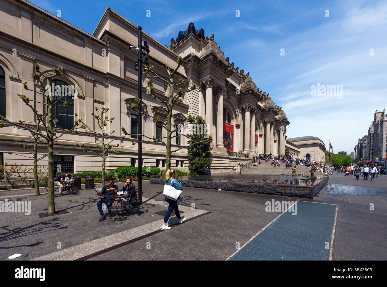 New York City, USA - 23. April 2023: Innenraum des Metropolitan of Art Museum (MET) in New York. Stockfoto