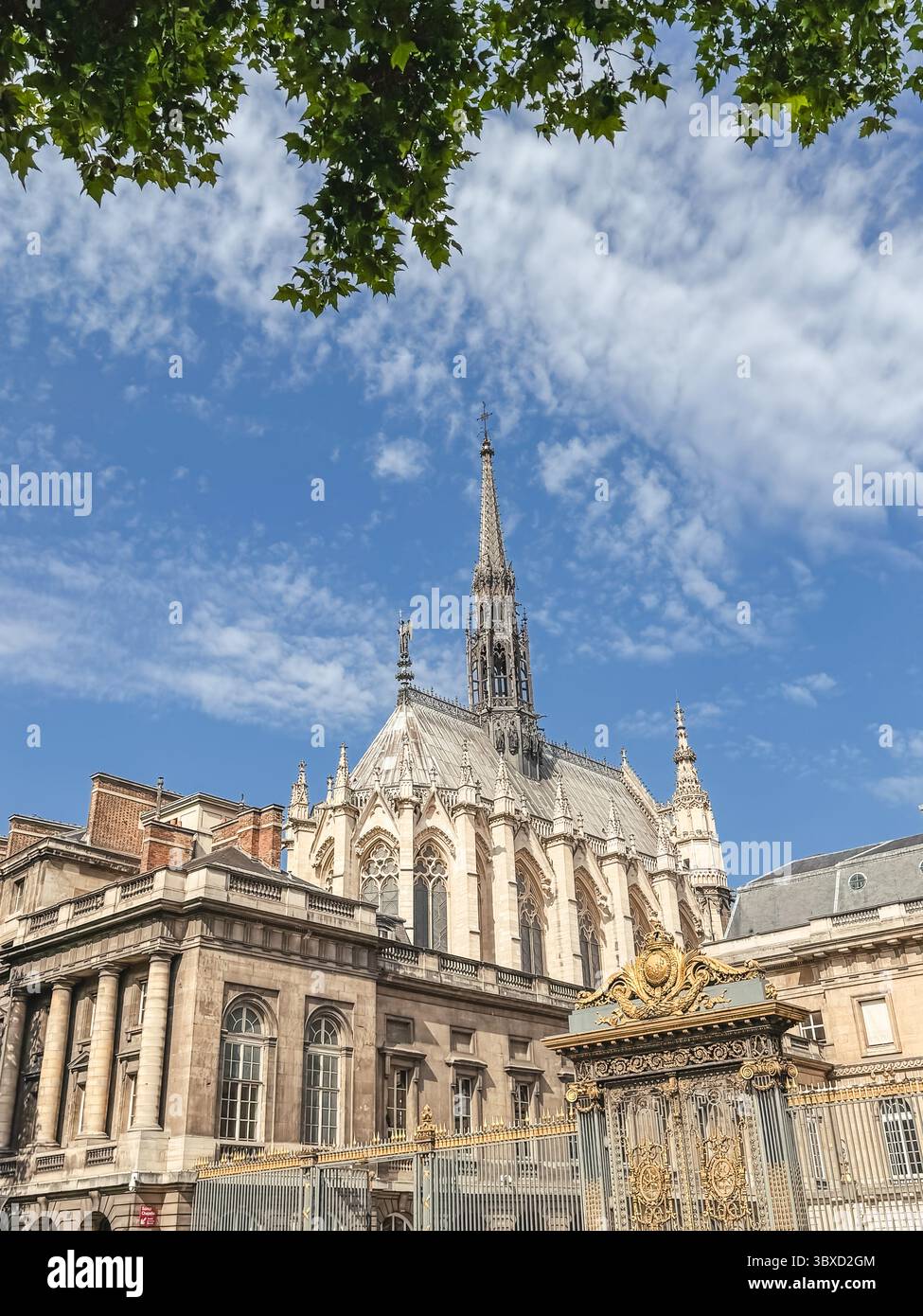 Äußere der Kathedrale Sainte Chapelle in Paris, Frankreich. Stockfoto