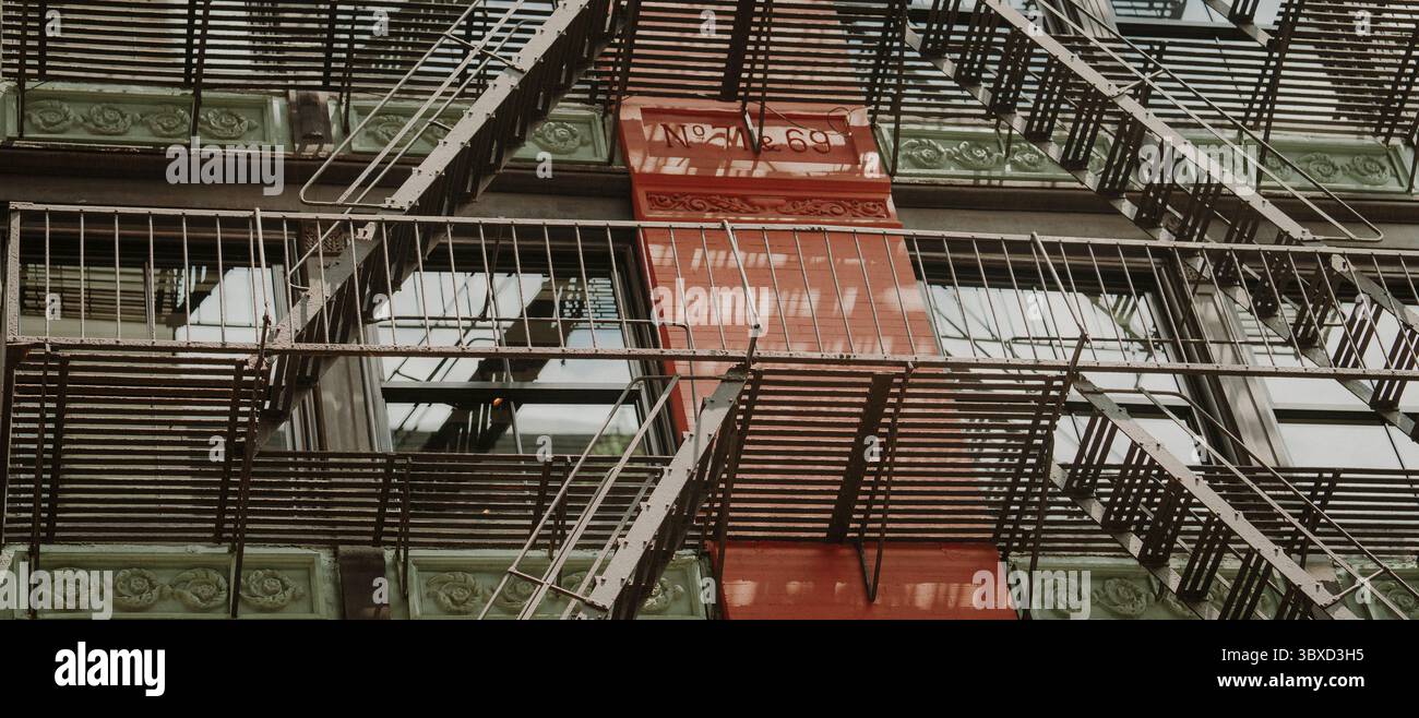Ich baue eine Fluchttreppe in New York City Stockfoto