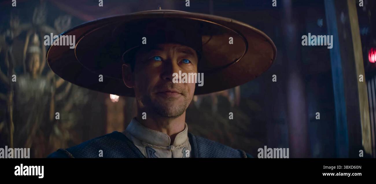 Mortal Kombat II (2025) von Simon McQuoid mit Tadanobu Asano als Raiden. Kämpfer von Earthrealm bereiten sich auf eine letzte Konfrontation gegen die Champions der Outworld in dieser hochkarätigen Kampfkunst-Fantasy vor, die auf dem legendären Videospiel-Franchise basiert. Werbung NUR REDAKTIONELLE VERWENDUNG. Quelle: BFA / Warner Bros Stockfoto