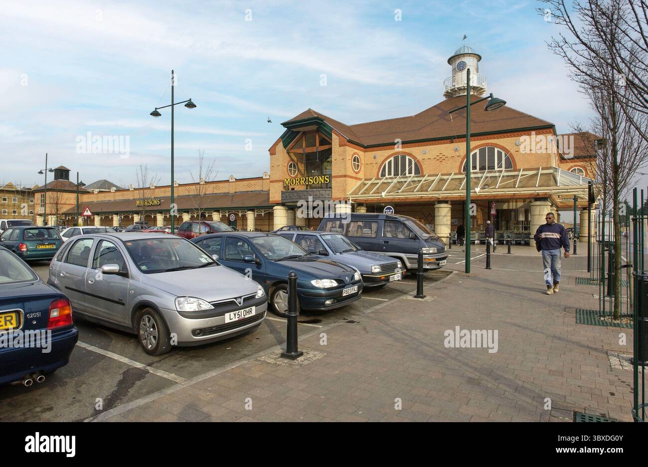 Dateiname : DSC 0029.JPG Dateigröße : 2,6 MB (2685741 Bytes) Aufnahmedatum : 25, März 2002 15:34:29 Bildgröße : 3008 x 1960 Pixel Auflösung : 300 x 300 dpi Bit Tiefe : 8 Bit/Kanal Schutz Attribut : aus Kamera-ID : N/A Kamera : NIKON D1X Qualitätsmodus : FEINMESSMODUS : Matrixbelichtungsmodus : Manuelle Geschwindigkeit Licht : keine Brennweite : 14,0 mm Verschlusszeit : 1/320 Sekunden Blende : F8,0 Belichtungskompensation : 0,0 EV Weißabgleich : Automatisches Objektiv : 14 mm F2,8 Blitzsynchronmodus : N/A Belichtungsunterschied : -0,1 EV Flexibles Programm : keine Empfindlichkeit : ISO125 Schärfen : Norma Stockfoto