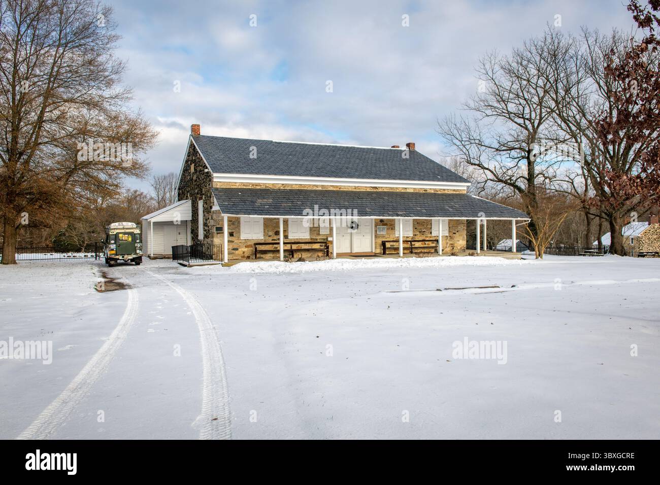 Dezember 2020, Fallston, Maryland, USA: Little Falls Friends Meeting - Quaker Meeting House in Harford County Maryland (Foto: © Edwin Remsberg/VW Pics via ZUMA Press Wire) Stockfoto