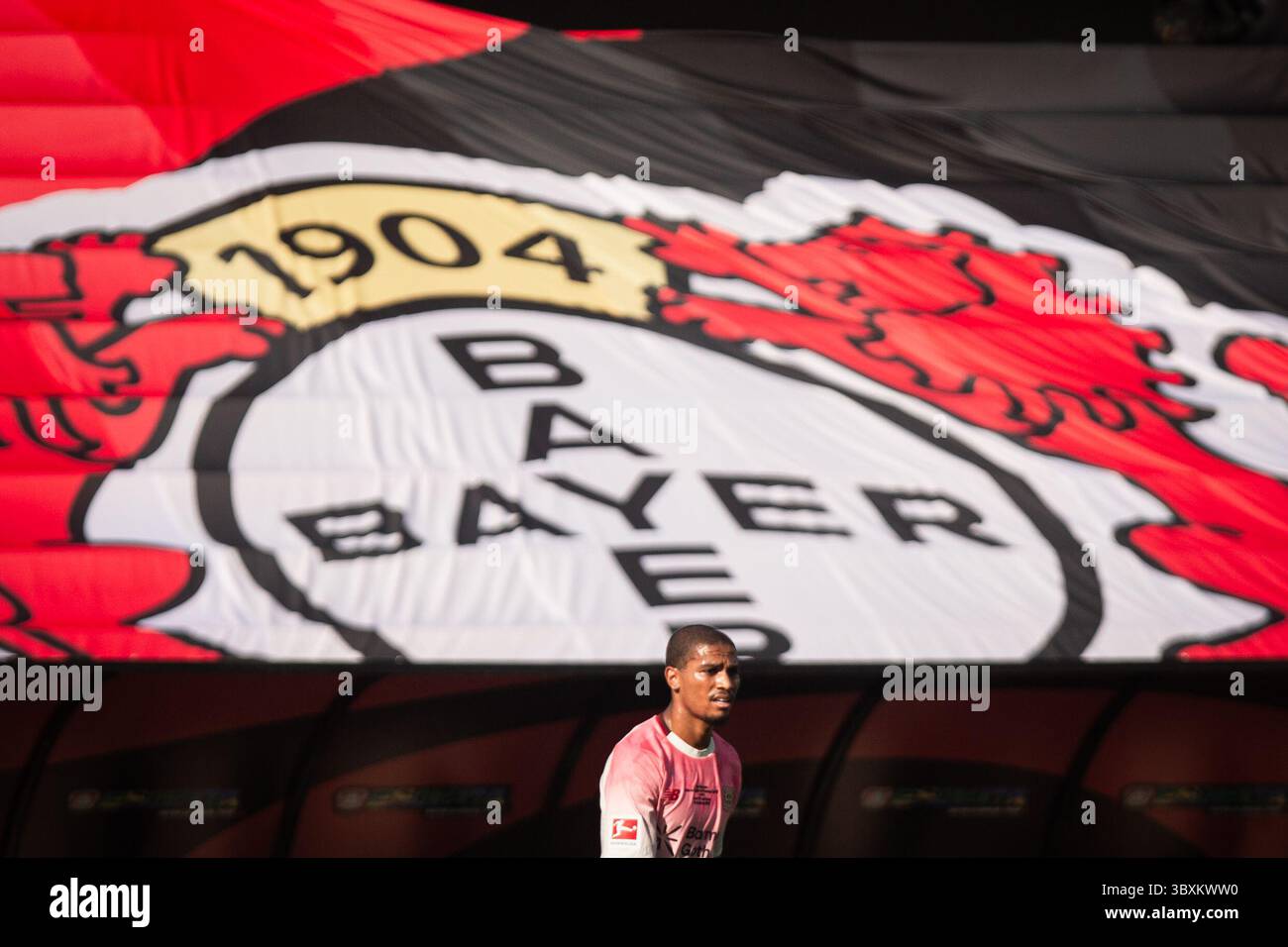 Rio De Janeiro, Brasilien. Juli 2025. Fußball: Testspiel, Flamengo U20 - Bayer Leverkusen, da Gavea Stadion. Amine Adli von Bayer Leverkusen während des Spiels. Quelle: Joao Gabriel Alves/dpa/Alamy Live News Stockfoto