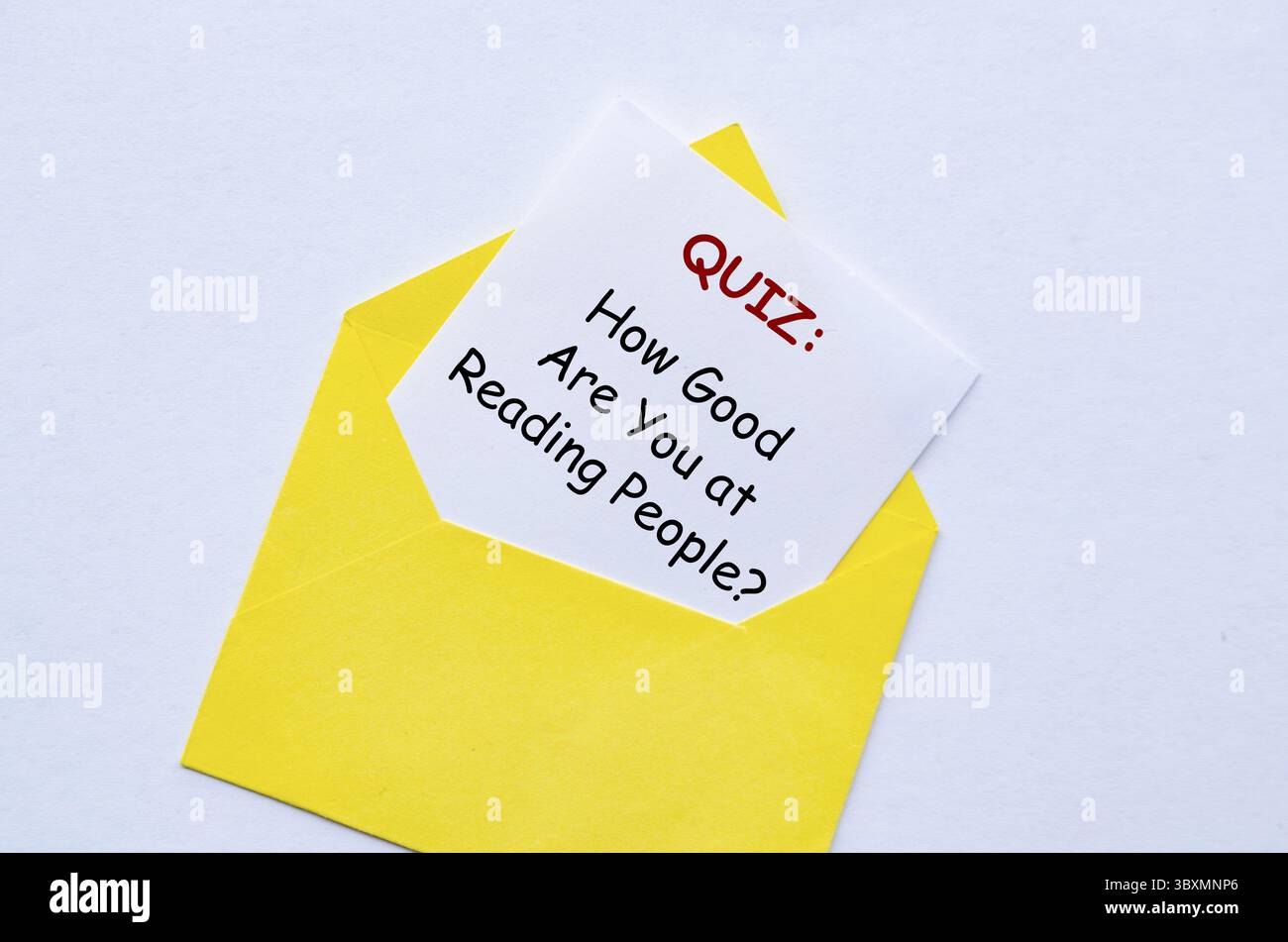 Ein Quiz darüber, wie gut Sie Menschen lesen können. Zeit für Fragen und Antworten Stockfoto