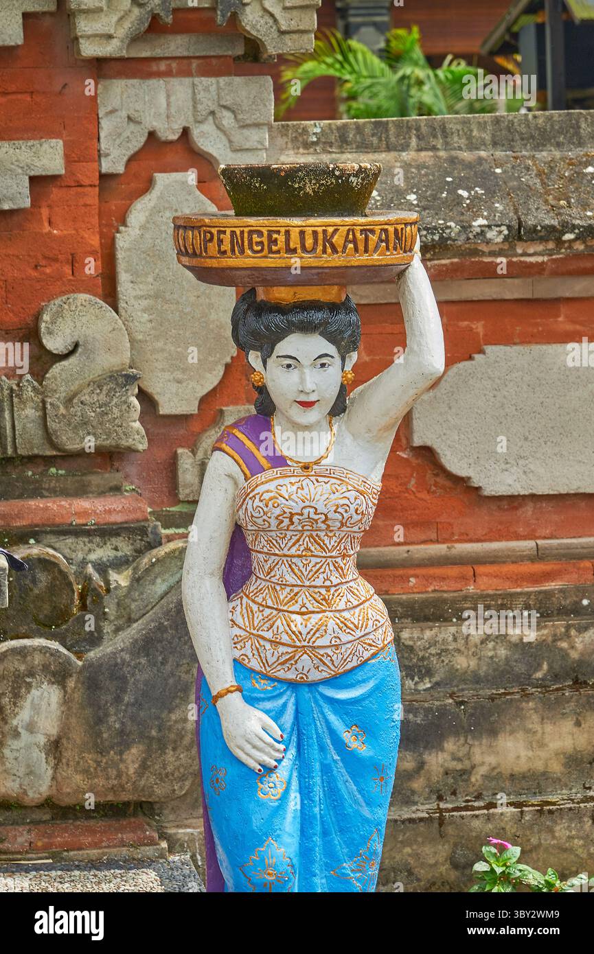 Ulan Danu Beratan ist ein bedeutender hinduistischer Tempel am Ufer des Beratan-Sees im Norden von Bali, Indonesien. Stockfoto