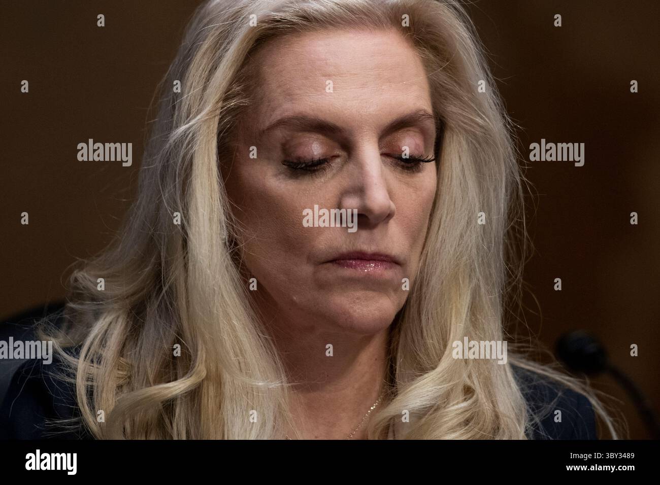 13. Januar 2022, Washington, District of Columbia, USA: Lael Brainard tritt am Donnerstag, 13. Januar 2022 vor einer Anhörung des Senatsausschusses für Banken, Wohnungsbau und Stadtentwicklung zur Ernennung als stellvertretende Vorsitzende des Board of Governors des Federal Reserve Systems im Dirksen Senate Office Building in Washington, DC, vor (Credit Image: © Rod Lamkey/CNP via ZUMA Press Wire) Stockfoto