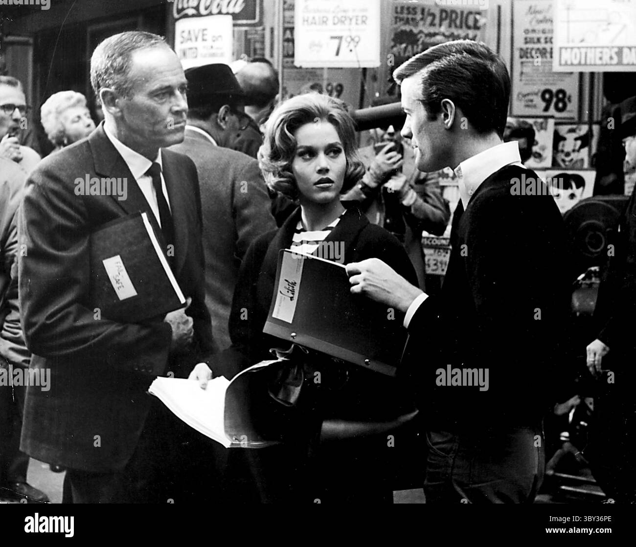 HENRY FONDA, JANE FONDA UND PETER FONDA.#19396.Â DON ORNITZ/(Kreditbild: © Globe Photos/ZUMA Wire) Stockfoto