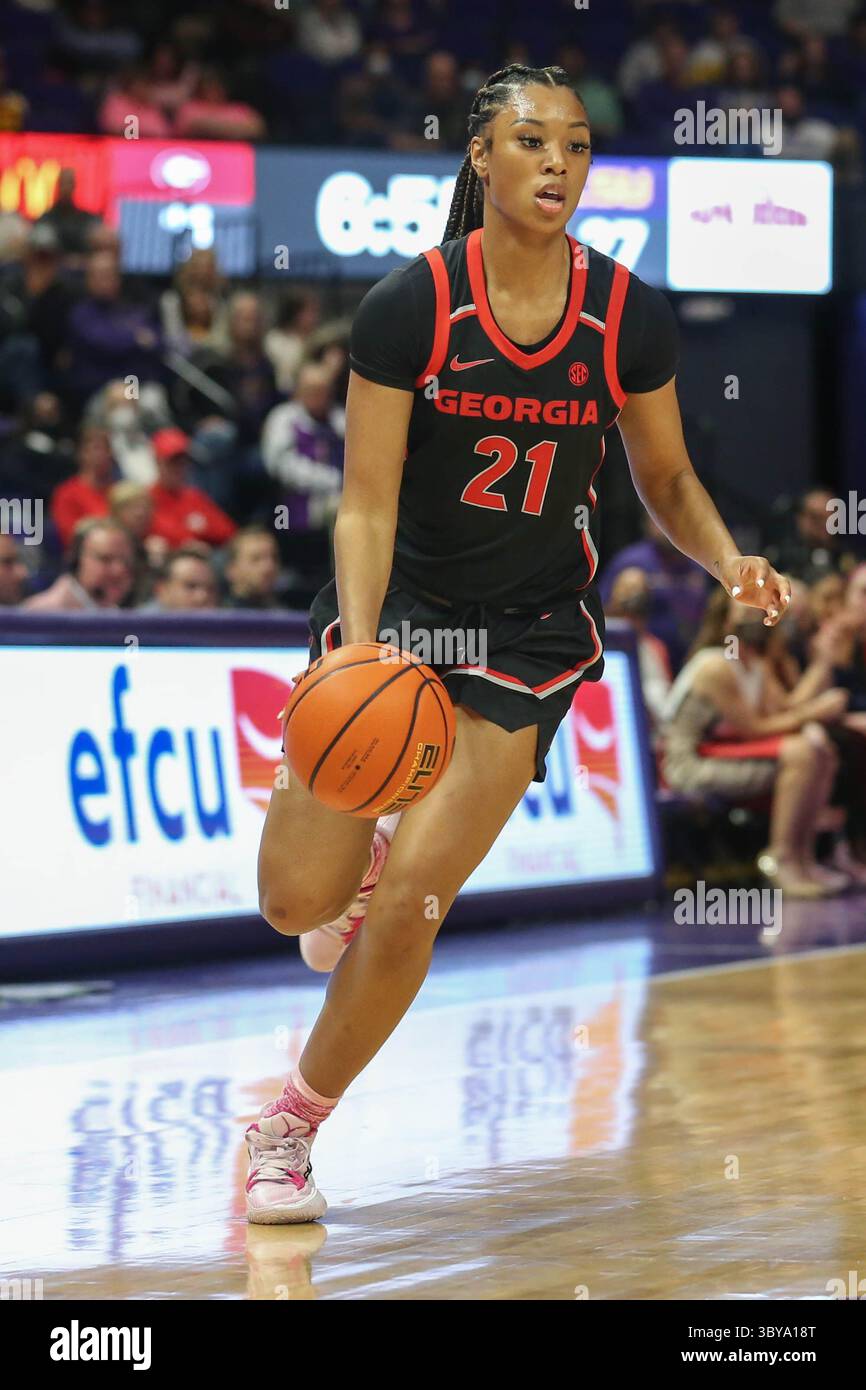 10. Februar 2022: Reigan Richardson (21) bringt den Ball im Rahmen der NCAA Women's Basketball Action zwischen den Georgia Lady Bulldogs und den LSU Tigers im Pete Maravich Assembly Center in Baton Rouge, LA. Jonathan Mailhes/CSM(Credit Image: &Copy; Jonathan Mailhes/CSM via ZUMA Wire) Stockfoto