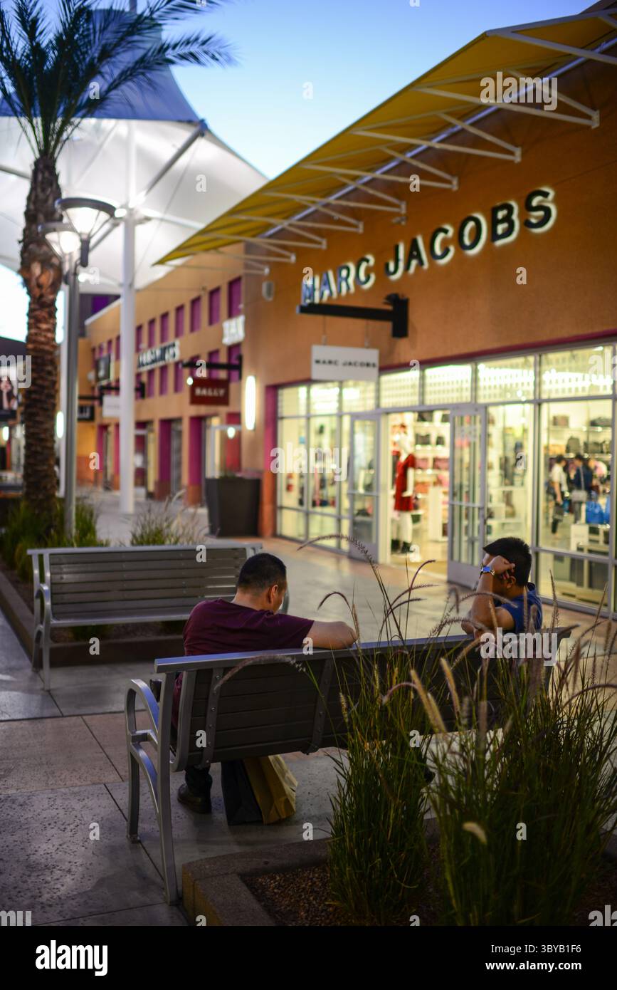 September 2016, Las Vegas, Nevada, Vereinigte Staaten: Las Vegas Premium Outlets North ist ein 540 000 Quadratmeter großes Einkaufszentrum in der Nähe der Innenstadt von Las Vegas (Kreditbild: © Nano Calvo/VW Pics Via ZUMA Press Wire) Stockfoto