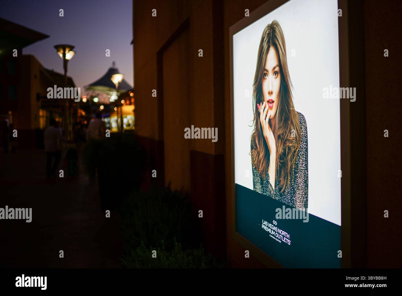 September 2016, Las Vegas, Nevada, Vereinigte Staaten: Las Vegas Premium Outlets North ist ein 540 000 Quadratmeter großes Einkaufszentrum in der Nähe der Innenstadt von Las Vegas (Kreditbild: © Nano Calvo/VW Pics Via ZUMA Press Wire) Stockfoto