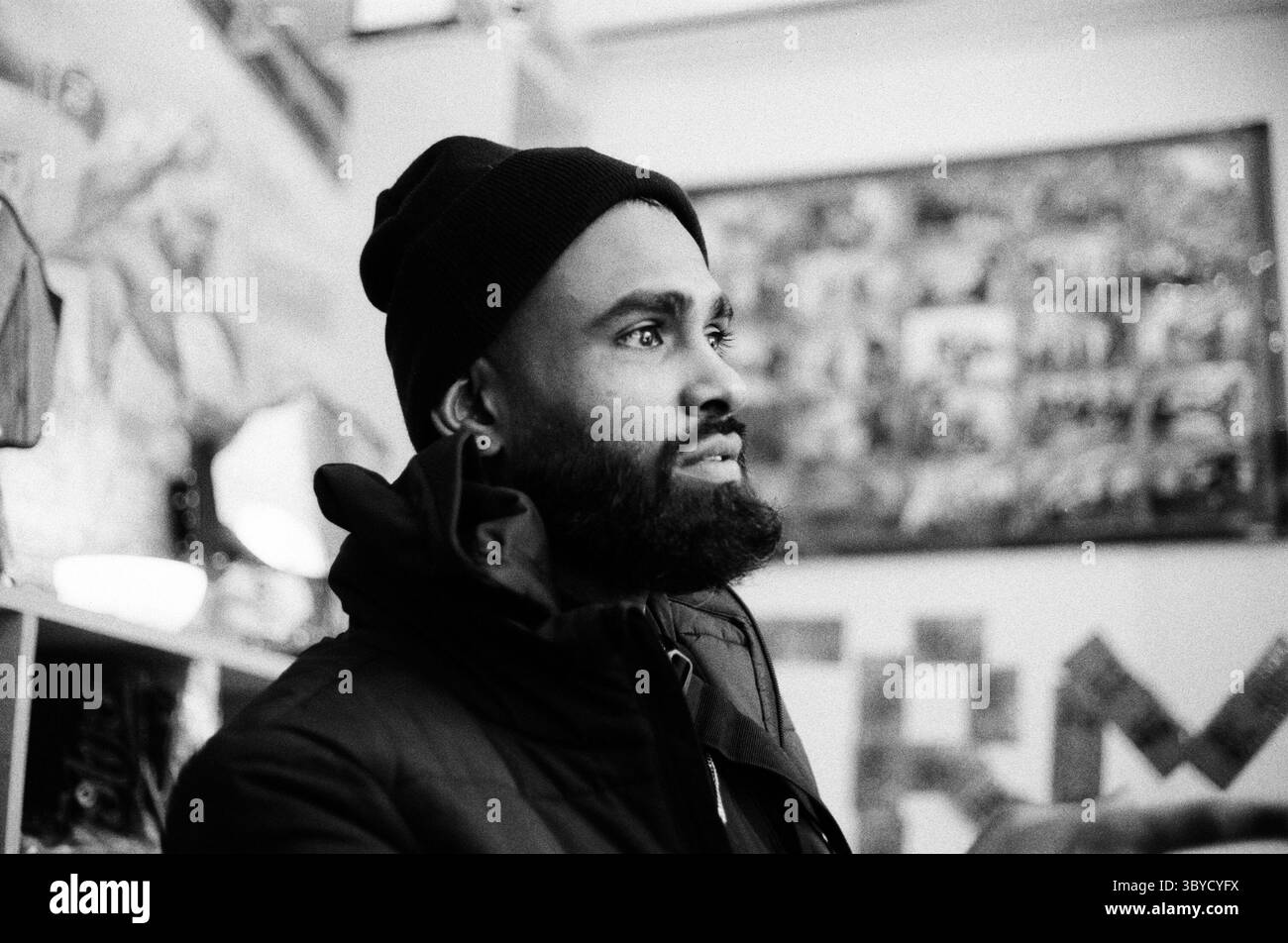 26. Februar 2022, New York, NY, USA: Fighter DILLAN JOUCOO. Muay Thai Boxstudio. (Bild: © John Marshall Mantel/ZUMA Press Wire) Stockfoto