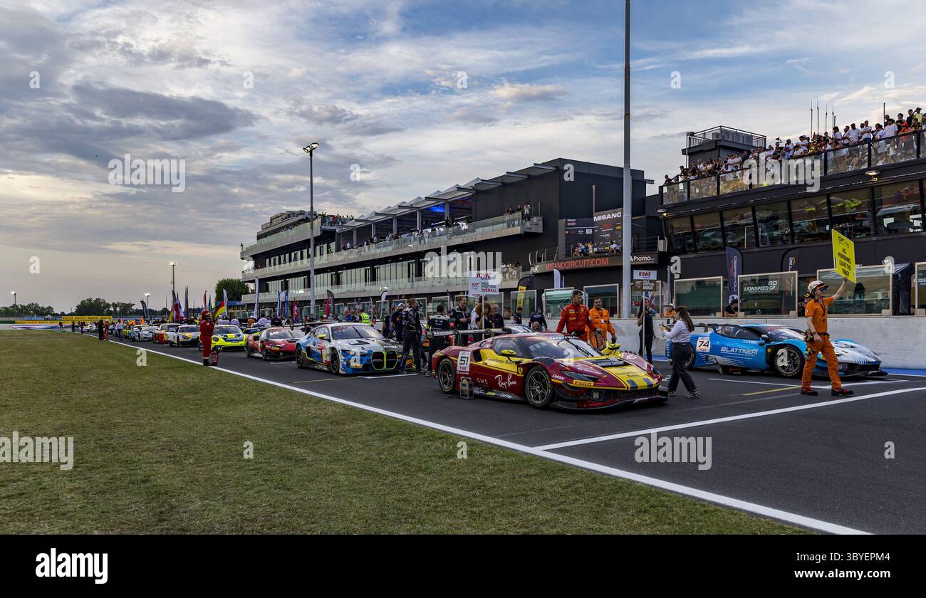 Ambiance Grille de Start, Startaufstellung, während der 6. Runde des GT World Challenge Sprint Cups, angetrieben von AWS 2025, vom 18. Bis 20. Juli 2025 auf dem Misano World Circuit Marco Simoncelli in Misano Adriatico, Italien Stockfoto