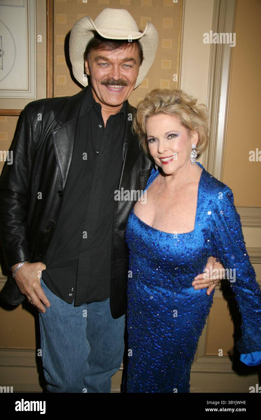 New York City, USA. April 2007. Randy Jones & Eileen Fulton Eileen Fulton Cabaret in: Feinstein's 29. April 2007 © Steven Bergman Credit: AFF/Alamy Live News Stockfoto