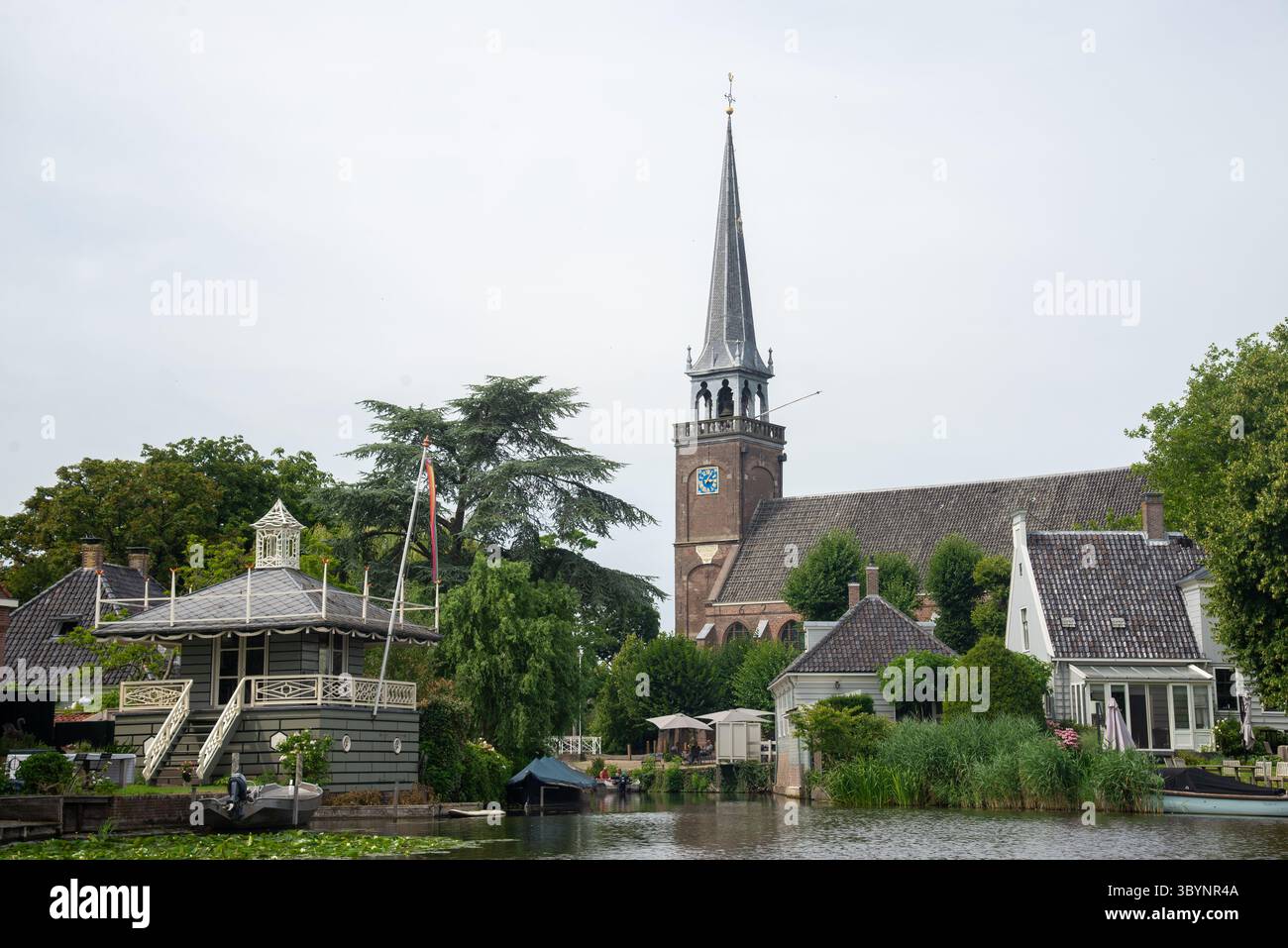 Historische Holzhäuser in Broek in Waterland, Holland Stockfoto Historische Holzhäuser in Broek in Waterland, Holland Stockfoto