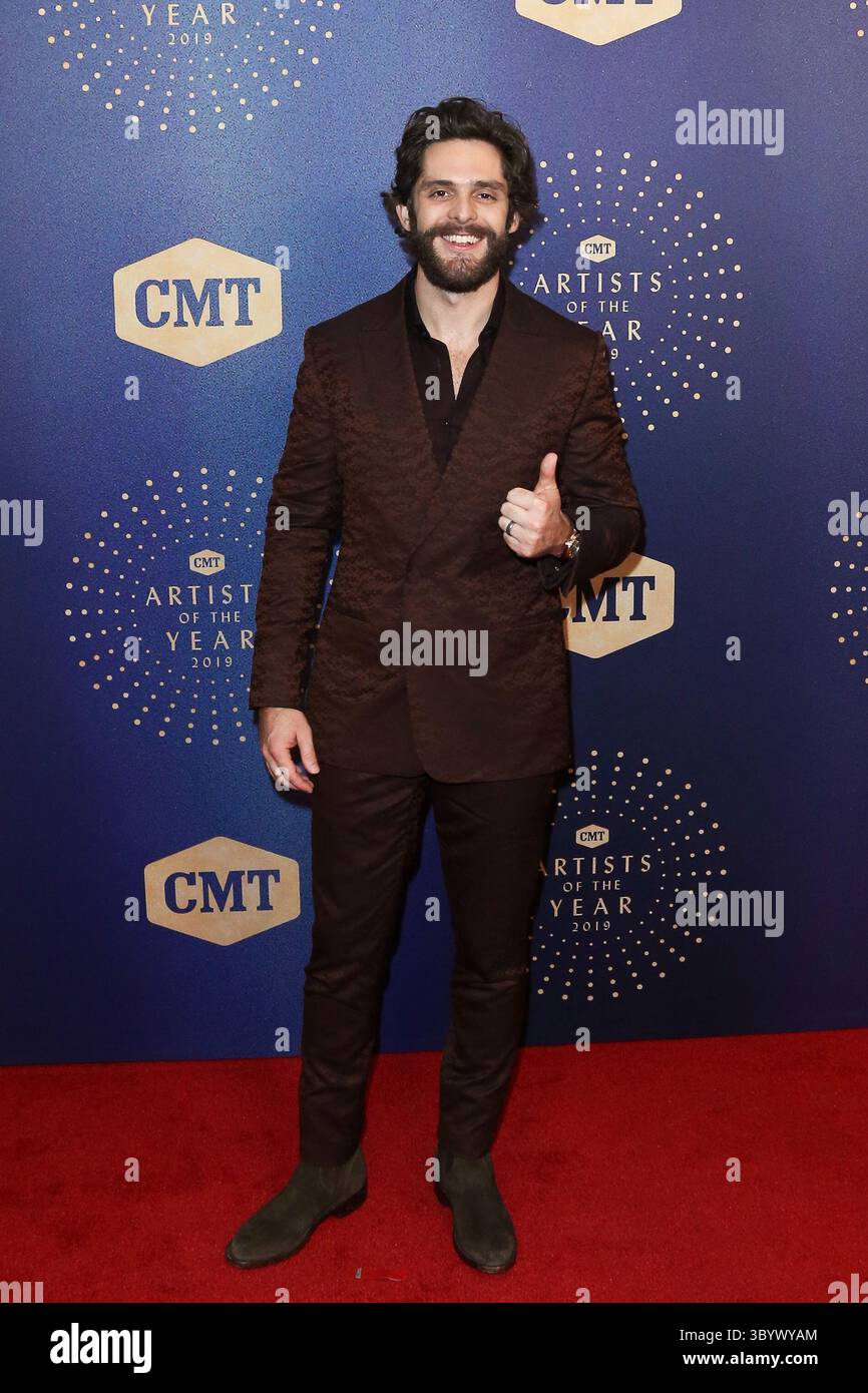 Oktober 2019, Nashville, Tennessee, Vereinigte Staaten: NASHVILLE, ZEHN – 16. Oktober 2019: Thomas Rhett nimmt am 16. Oktober 2019 im Schermerhorn Symphony Center in Nashville, Tennessee, Teil. Prominente nehmen an den CMT Artists of the Year Awards 2019 im Schermerhorn Symphony Center in Nashville, Tennessee, Teil. (Bild: © Debby Wong/ZUMA Press Wire) Stockfoto