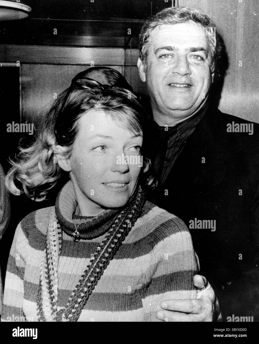 April 1973 - London, England, Vereinigtes Königreich - RAYMOND BURR. Raymond William Stacey Burr (* 21. Mai 1917 C 12. September 1993) war ein kanadischer Emmy-preisgekrönter Schauspieler, der vor allem für seine Rollen in den Fernsehdramen Perry Mason und Ironside bekannt war. (Kreditbild: © Keystone Press Agency/ZUMA Press Wire) Stockfoto