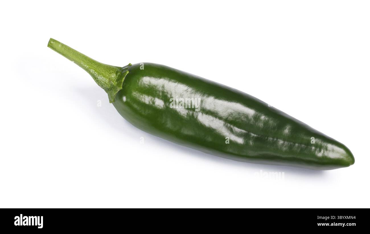 Anaheim-Pfeffer oder California Chile (Capsicum Annuum), Ansicht von oben. Schneidepfade, Schatten getrennt Stockfoto