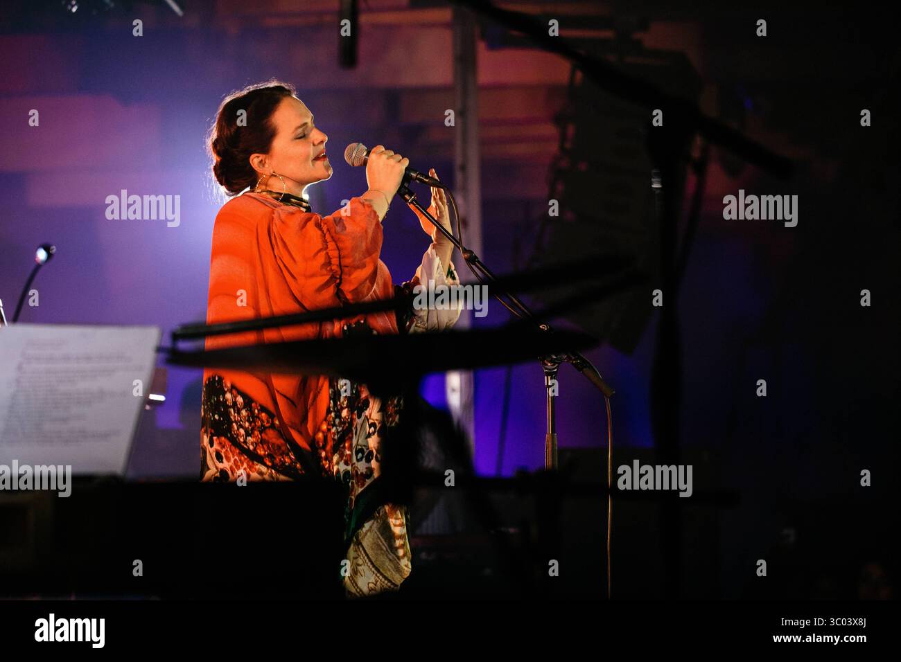 24. Februar 2017 - Kopenhagen, England, Dänemark - Emiliana Torrini und der Kolorist geben ein Live-Konzert im StÃÂ¸dpudelageret in Kopenhagen. Dänemark, 24/02 2017. (Foto: © Malthe Ivarsson/Gonzales Foto via ZUMA Press) Stockfoto