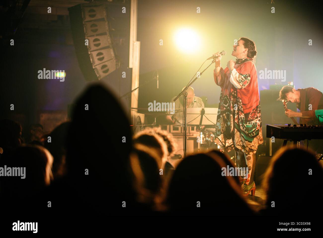 24. Februar 2017 - Kopenhagen, England, Dänemark - Emiliana Torrini und der Kolorist geben ein Live-Konzert im StÃÂ¸dpudelageret in Kopenhagen. Dänemark, 24/02 2017. (Foto: © Malthe Ivarsson/Gonzales Foto via ZUMA Press) Stockfoto