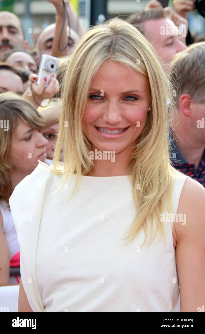 Cameron Diaz bei der deutschen Premiere von 'Knight and Day' in München am 21. Juli 2010 Stockfoto Cameron Diaz bei der deutschen Premiere von 'Knight and Day' in München am 21. Juli 2010 Stockfoto