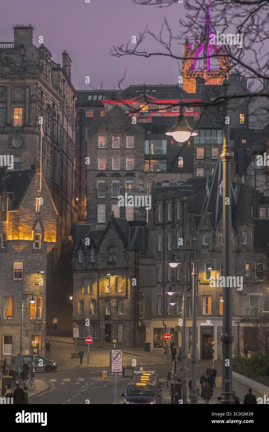 Die Lichter der Cockburn Street Stockfoto
