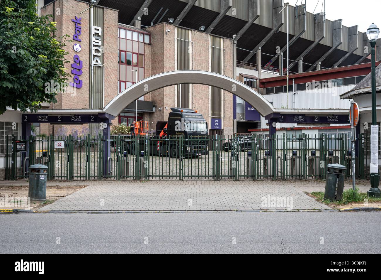 Stadion des Royal Sporting Club Anderlecht oder RSCA, einer großen Jupiler Pro League Fußballmannschaft in Brüssel, Belgien 19. Juli 2025 Stockfoto