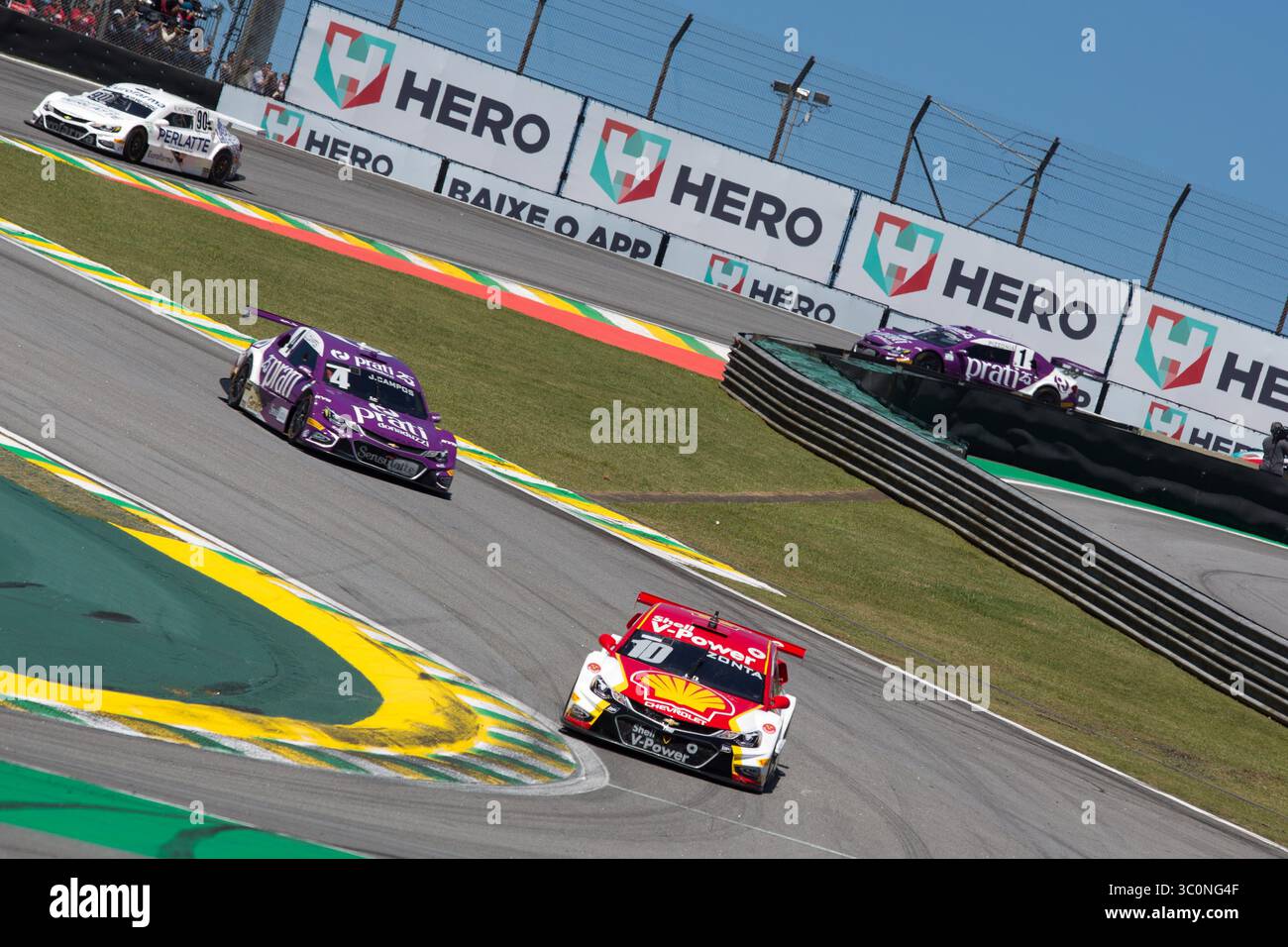 9. Dezember 2018 - Sao Paulo, Sao Paulo, Brasilien - November 2018 - #10 RICARDO ZONTA von Shell V-Power Sieger der Endphase der Meisterschaft des brasilianischen Stock Car 2018 auf dem Interlagos Circuit in Sao Paulo, Brasilien. (Kreditbild: â Paulo Lopes via ZUMA Wire) (Kreditbild: © Paulo Lopes/ZUMA Wire) Stockfoto
