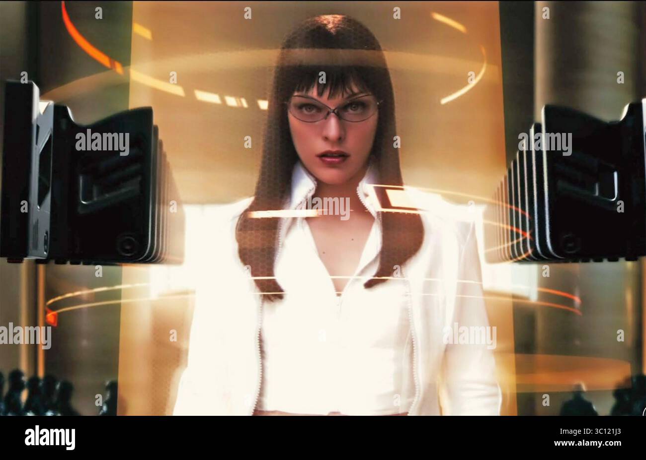 ULTRAVIOLET 2016 Sony Pictures veröffentlicht sc-fi-Film mit Milla Jovovich als Violet Shariff Stockfoto