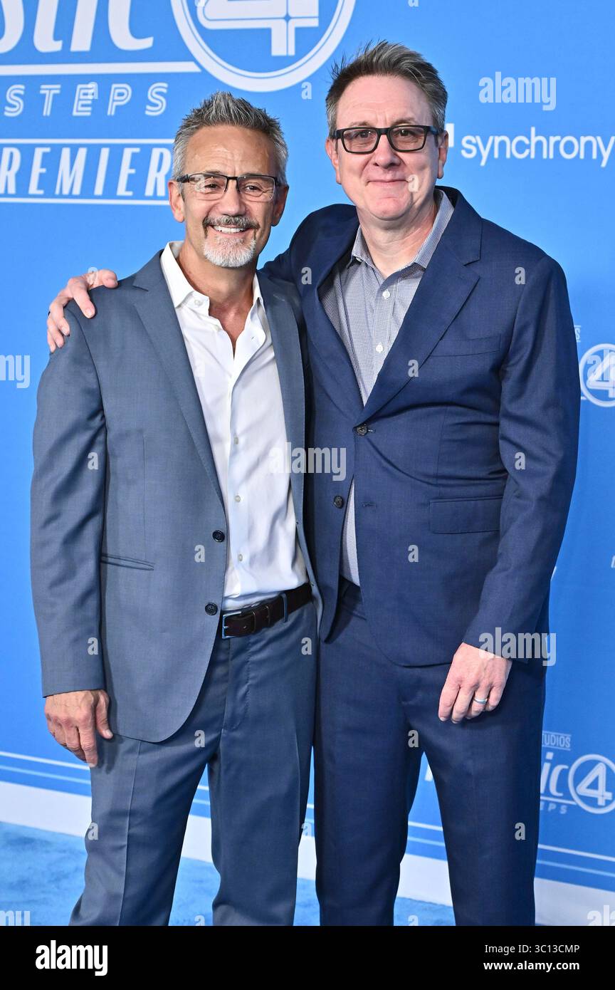Mitchell Bell und Grant Curtis bei der Weltpremiere des Kinofilms „die fantastischen vier: Ersten Schritte“ im Dorothy Chandler Pavilion. Los Angeles, 21.07.2025 Stockfoto