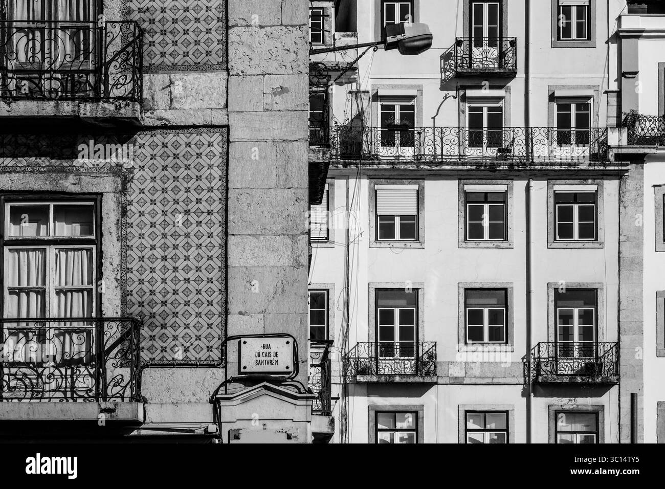 Wohnhäuser im Herzen von Lissabon, Portugal Stockfoto