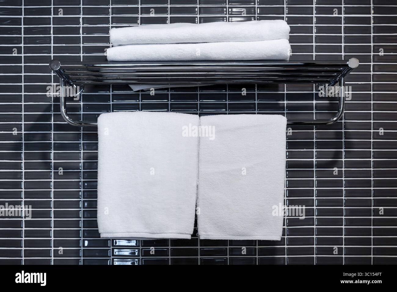 Dusch-und Handtücher Stockfoto