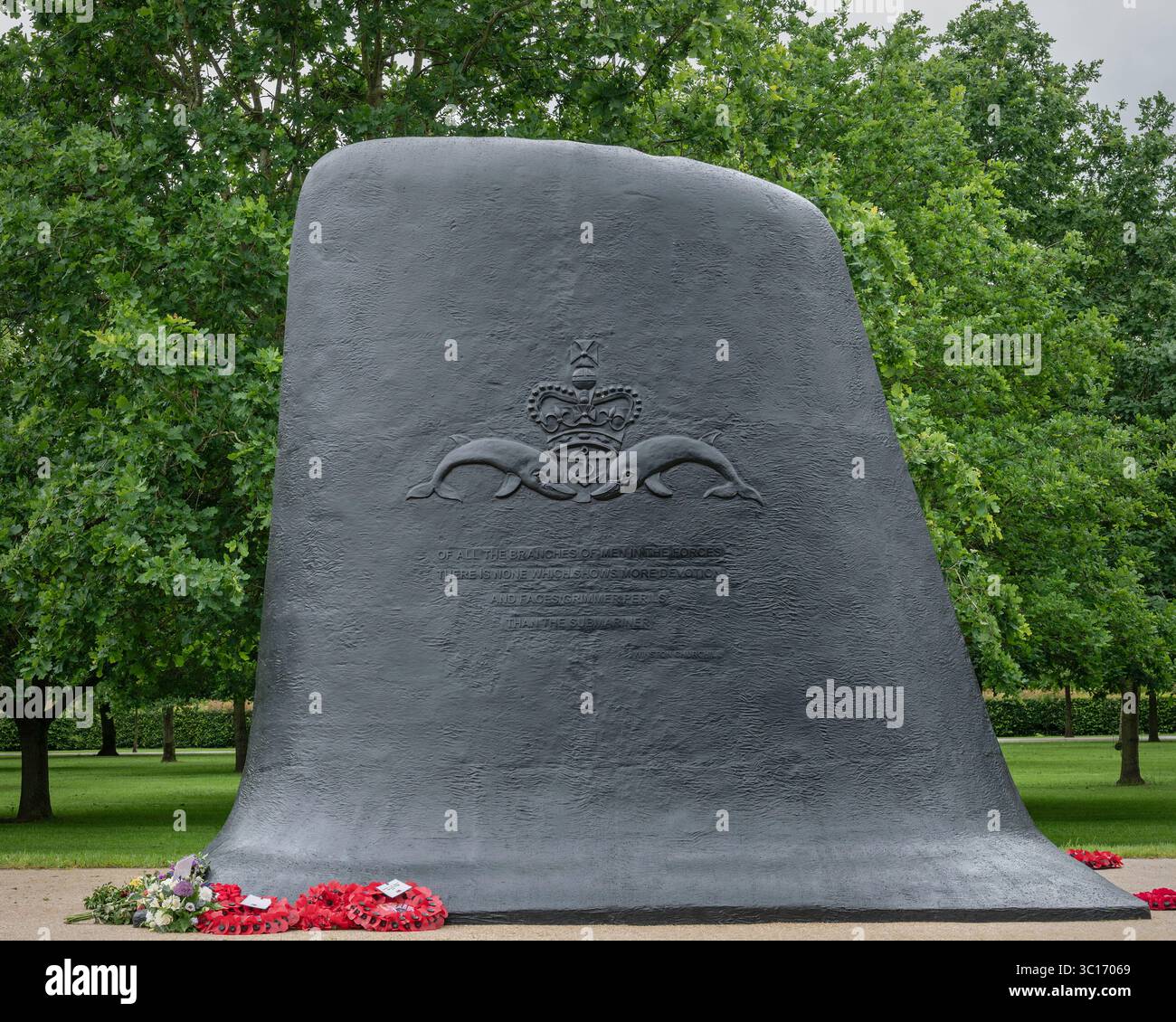Das Royal Navy Submariner Memorial wurde von Paul Day im National Memorial Arboretum, Alrewas, Staffordshire, England, Großbritannien, geschaffen. Stockfoto
