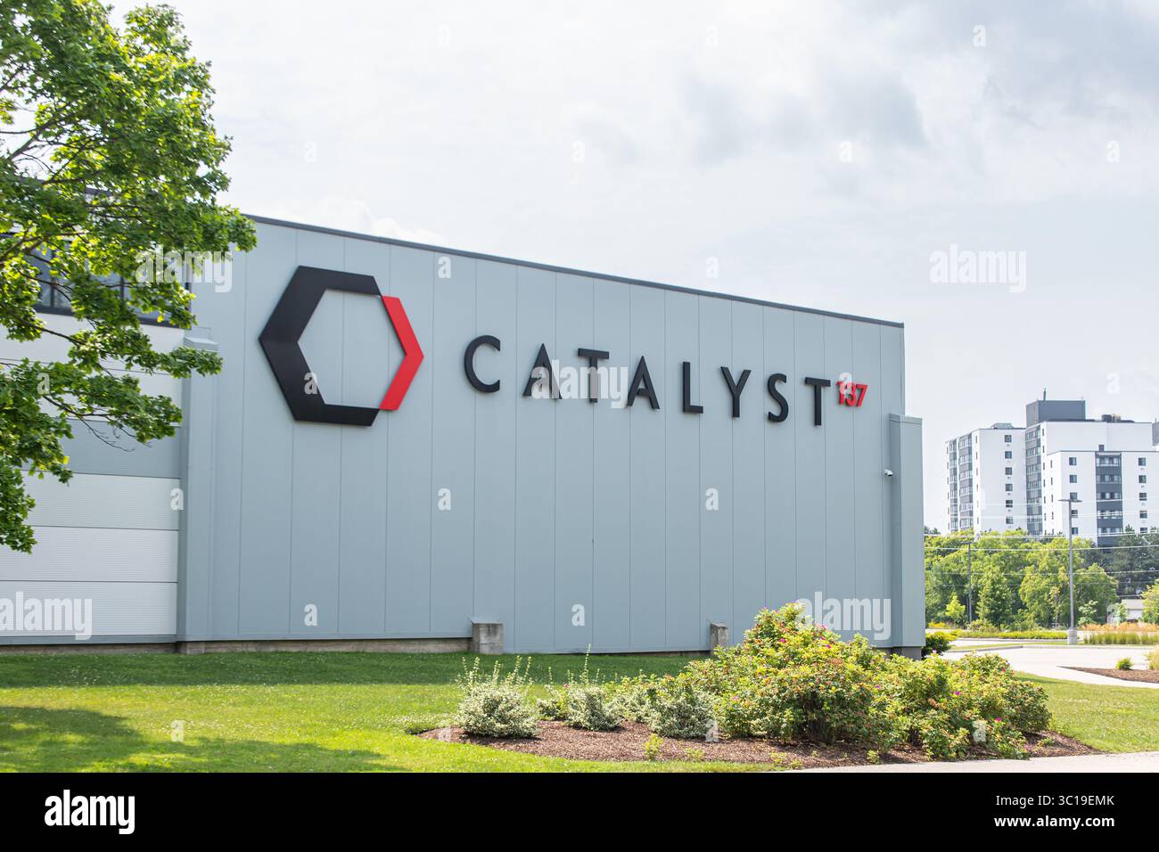 Modernes Industriebau von Catalyst 137, einem Technologie- und Innovationszentrum, das Hardware-Startups und IoT-Unternehmen unterstützt. Stockfoto