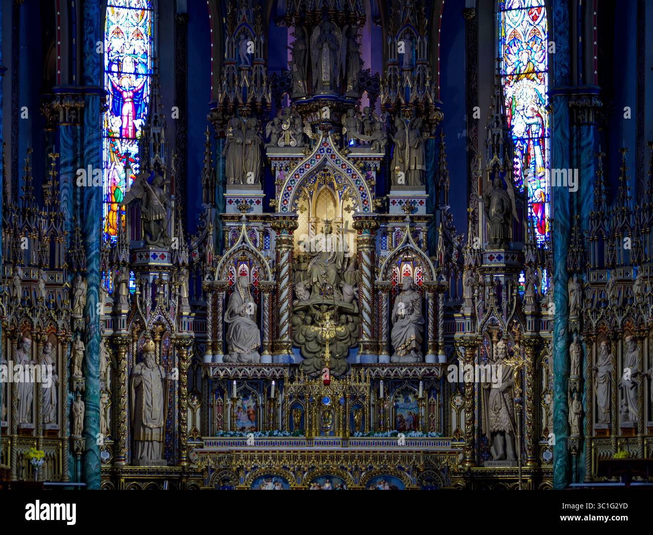 Statuen des Heiligtums in der Kathedrale Notre-Dame, Sussex Drive, Ottawa, Ontario, Kanada Stockfoto